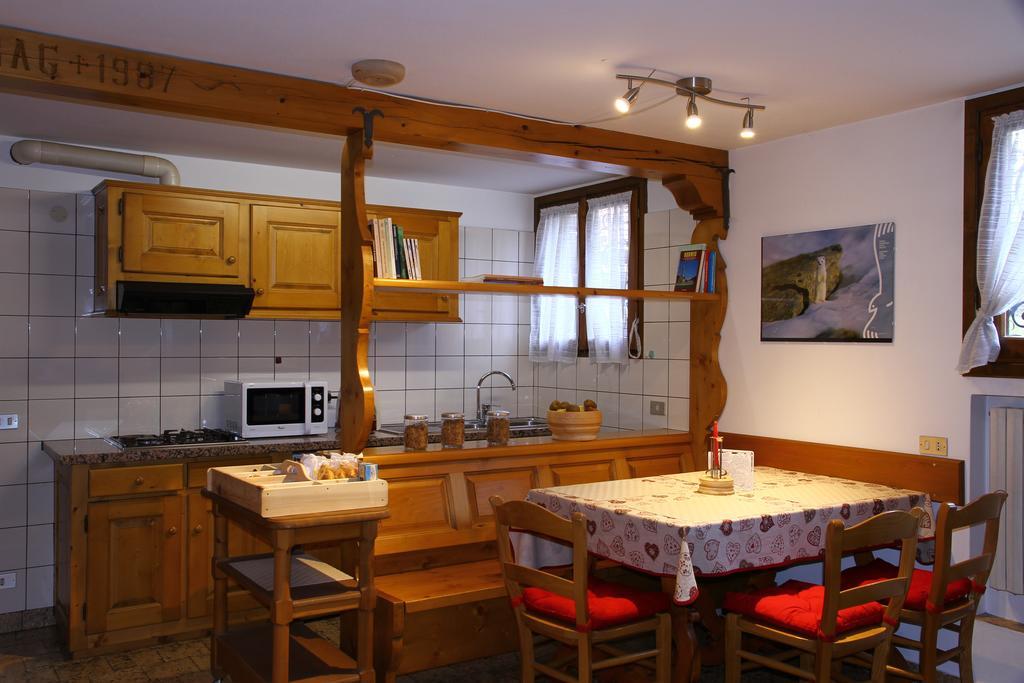 Chalet Dell'Ermellino Бормио Экстерьер фото